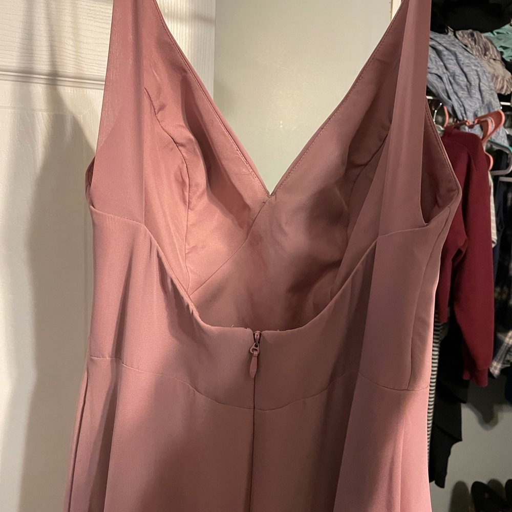 Azazie Size 6 Vinatge Mauve V cut Bridesmaid dress
